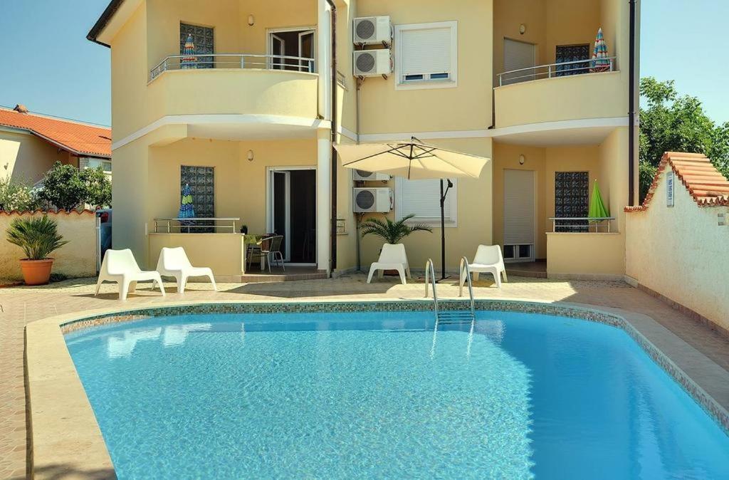 Apartmani Strigo Медулин Екстериор снимка